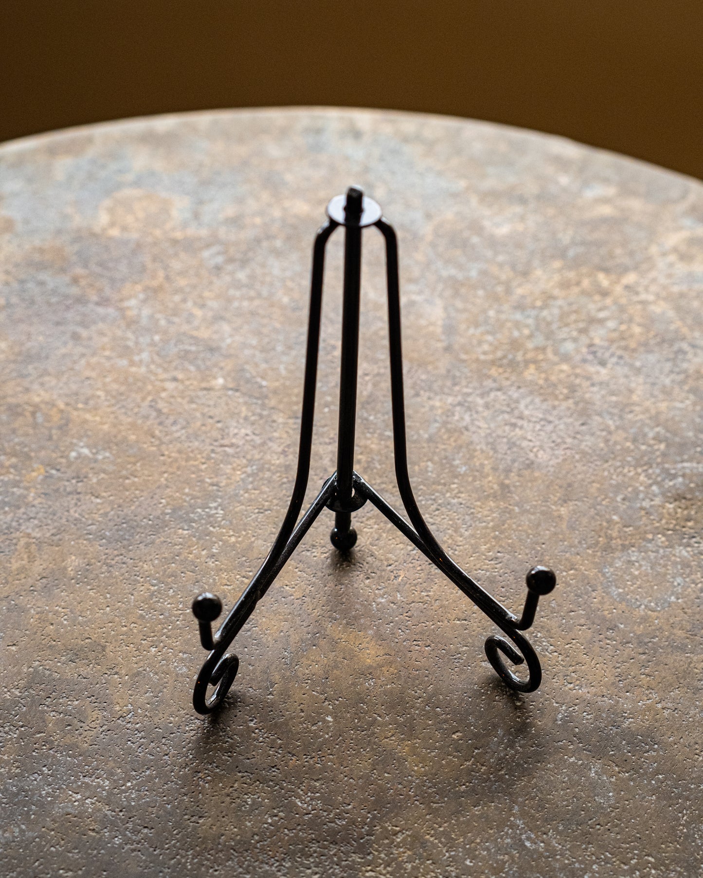 Display Stand – Black Metal